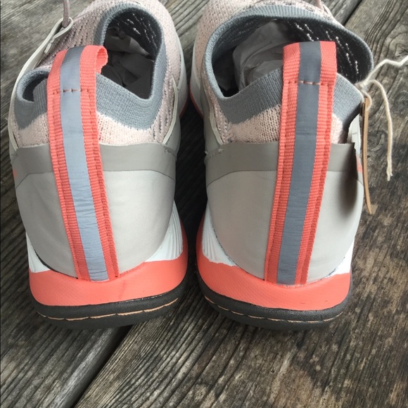 Jambu - Picture 3 of 5